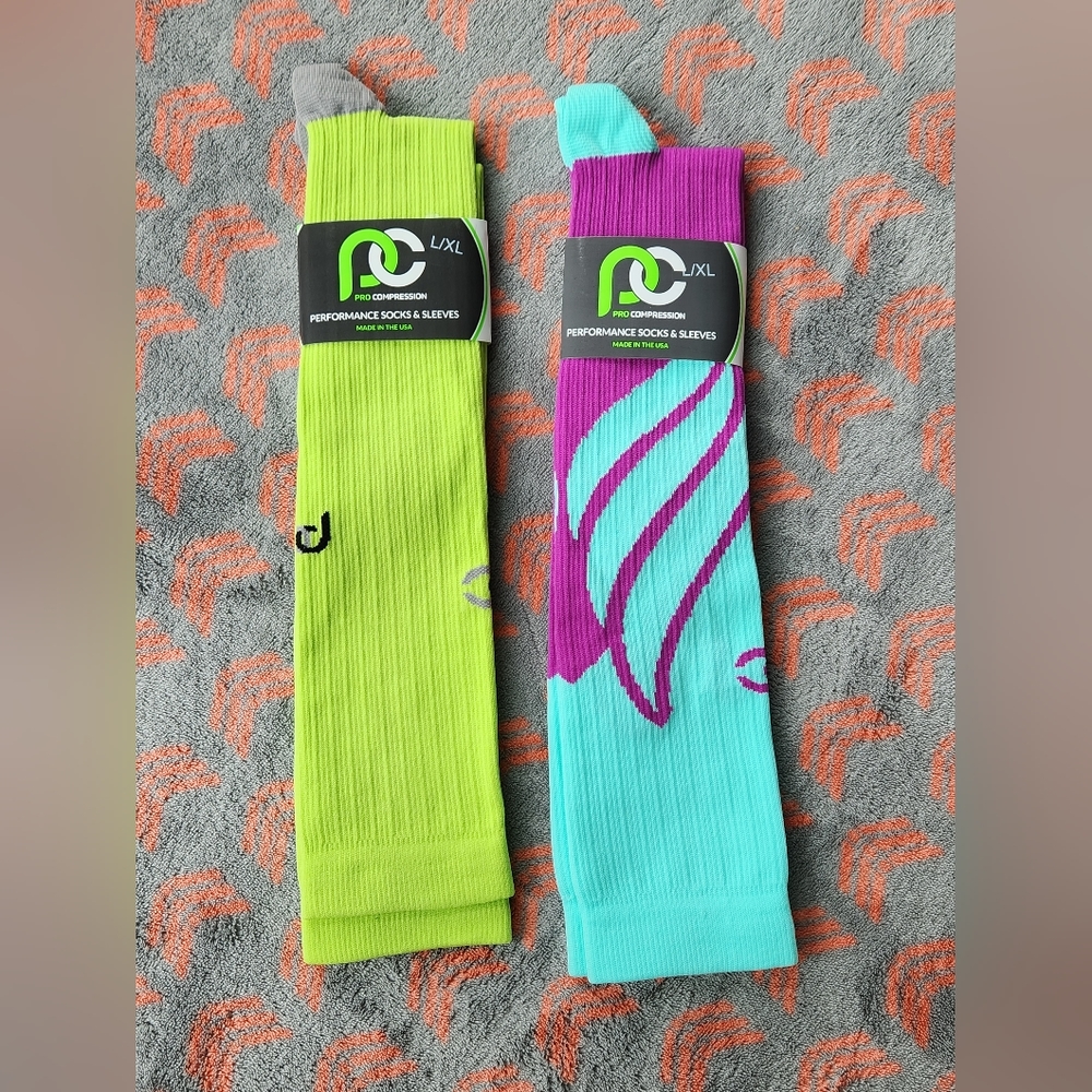 NWT Pro Compression Marathon Knee-High Compression Sock Set L/XL